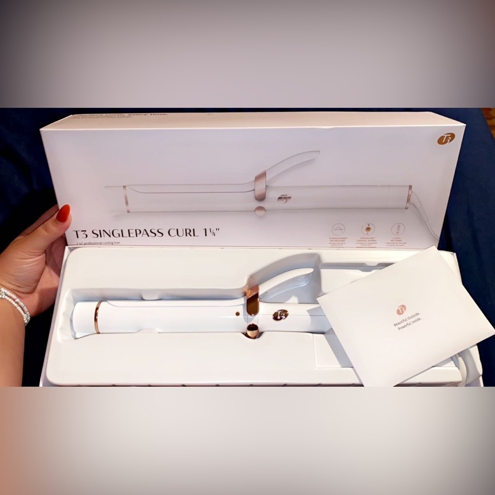 T3 Curling Iron-1 1/4 Barrel Size